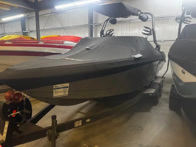 The Image of Nautique Super Air Nautique 230 2021 - 1