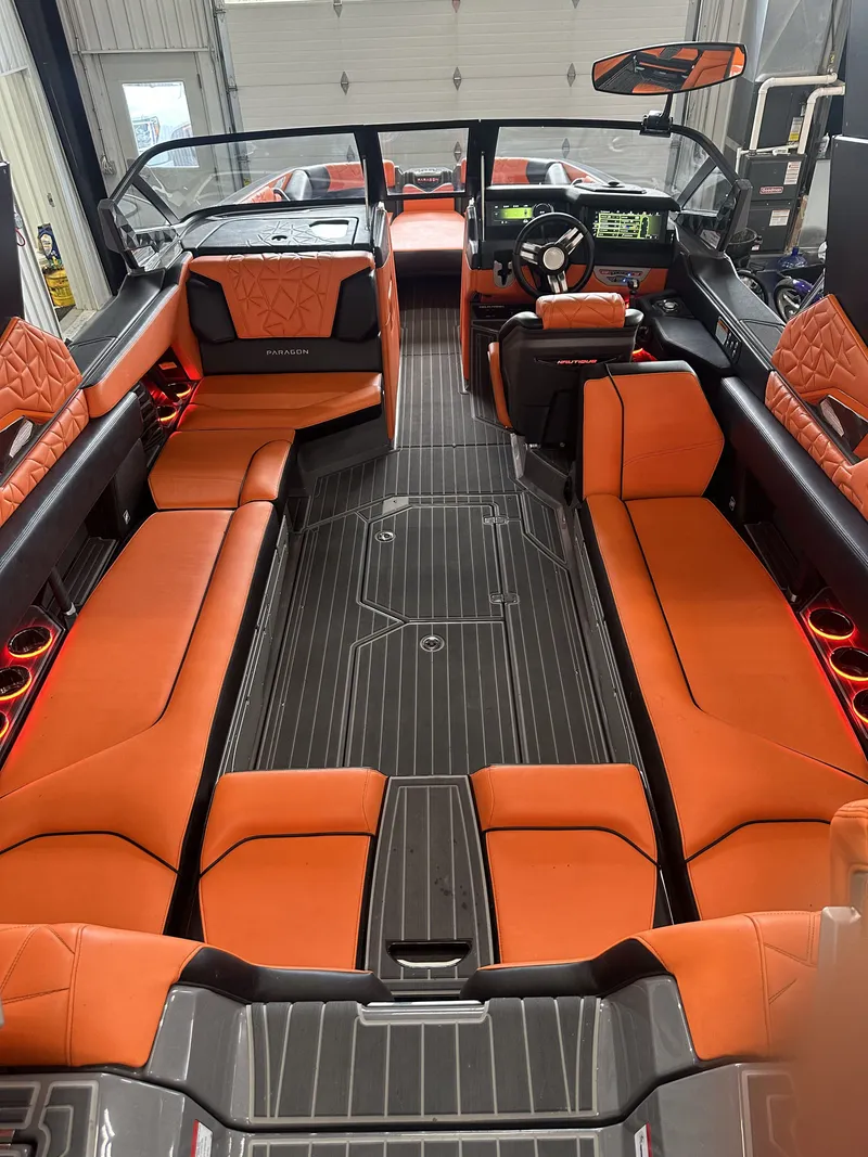 Slide: The Image of Nautique Paragon 25 2022 - 6