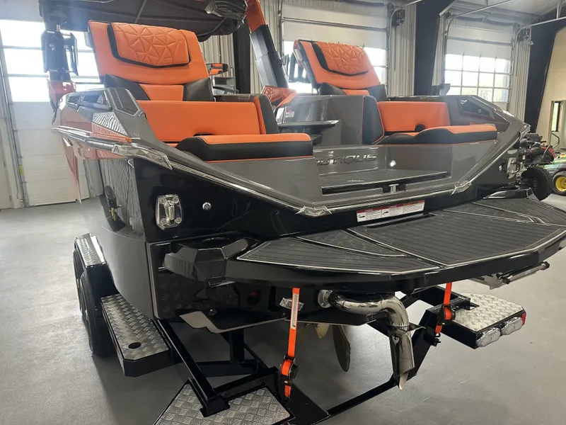 Slide: The Image of Nautique Paragon 25 2022 - 8