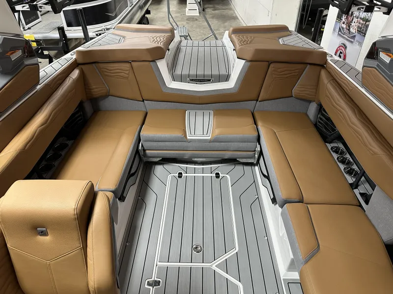 Slide: The Image of Nautique Super Air Nautique G23 2026 - 5