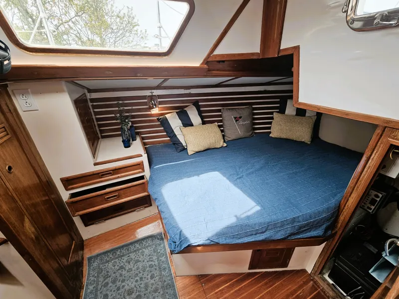 Slide: The Image of Cheoy Lee 41 Offshore Ketch 1977 - 51