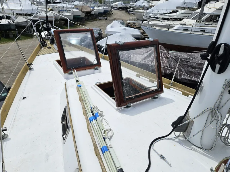 Slide: The Image of Cheoy Lee 41 Offshore Ketch 1977 - 8