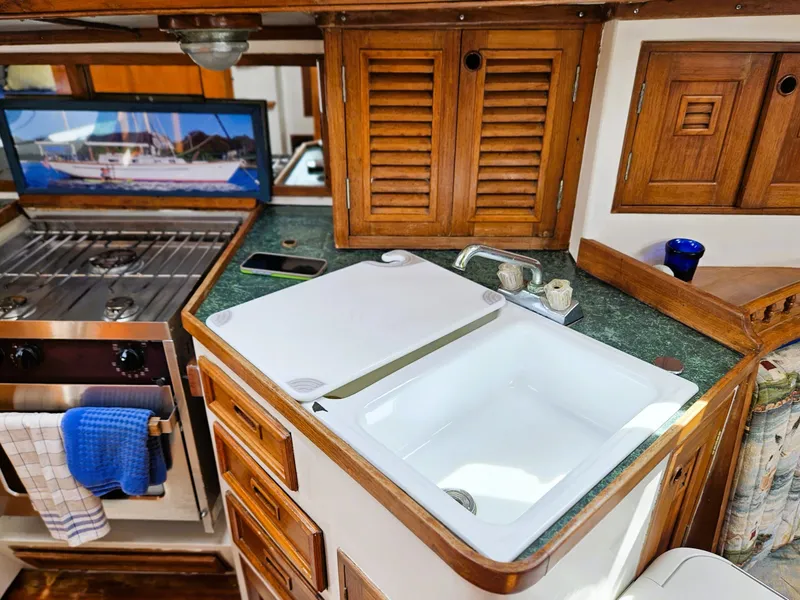 Slide: The Image of Cheoy Lee 41 Offshore Ketch 1977 - 40