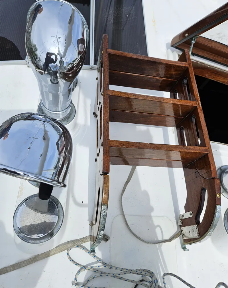 Slide: The Image of Cheoy Lee 41 Offshore Ketch 1977 - 7