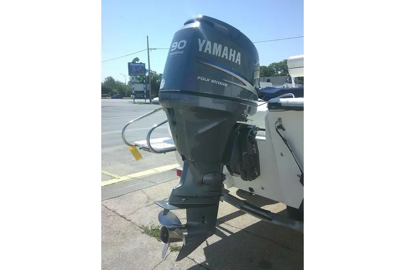 Slide: The Image of 2010 Key West 197 Skiff with Yamaha 90 horsepower four-stroke outboard motor. - 8