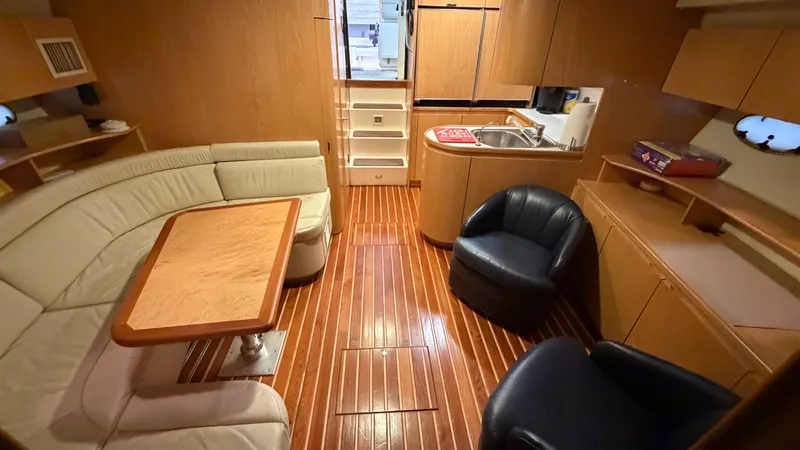 Slide: The Image of Tiara 4300 Open 1999 - 28