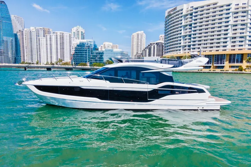 Slide: The Image of Galeon 440 Fly 2025 - 2