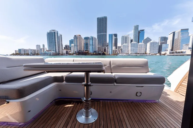 Slide: The Image of Galeon 440 Fly 2025 - 38