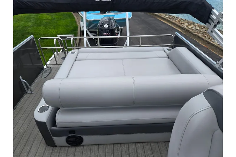Slide: The Image of 2020 Bentley Pontoons 220 Elite Swingback Dual Captain with plush seating and sleek design. - 17