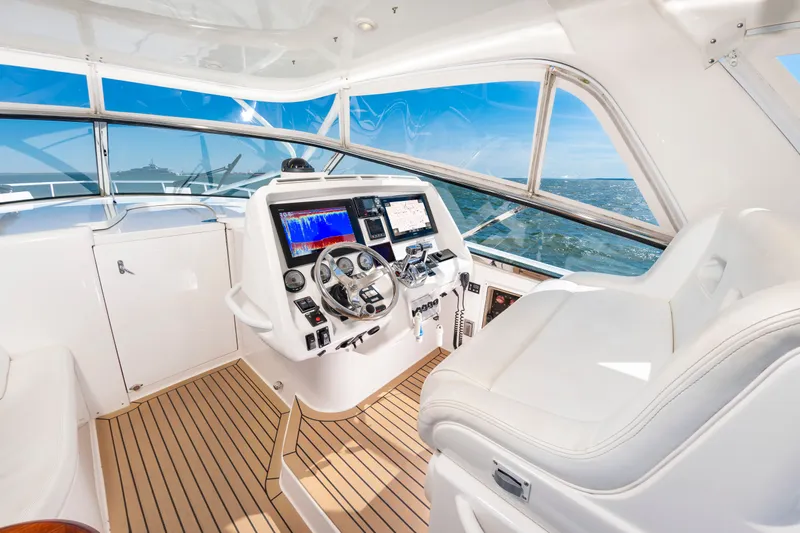 Slide: The Image of Intrepid 475 Sport Yacht 2010 - 24