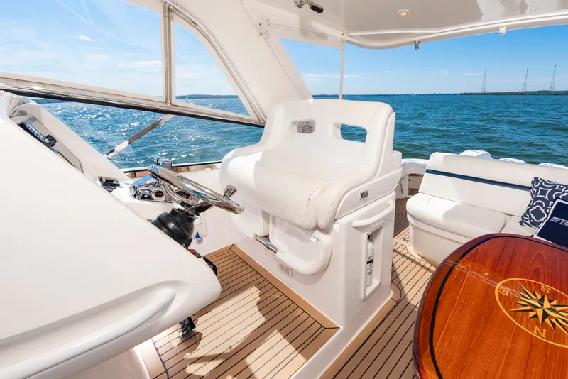 Slide: The Image of Intrepid 475 Sport Yacht 2010 - 28
