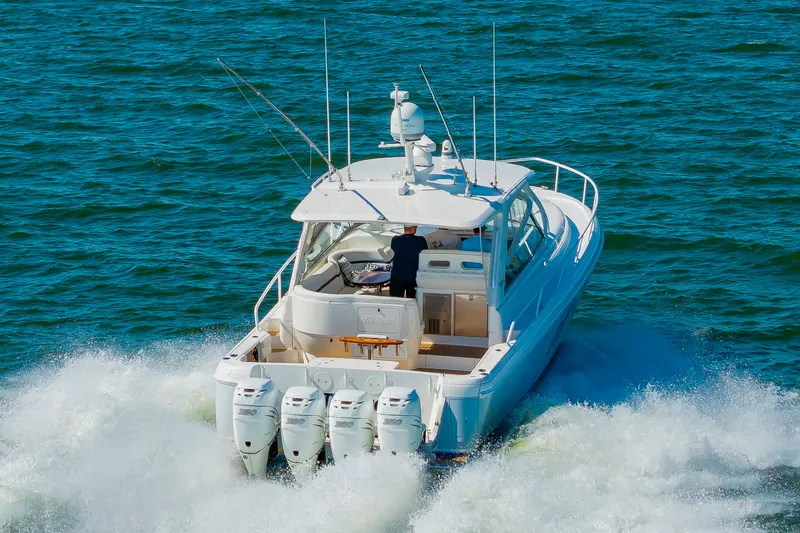 Slide: The Image of Intrepid 475 Sport Yacht 2010 - 62