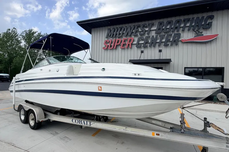 Slide: The Image of 2000 Chris Craft 262 Sport Deck boat on trailer at Midwest Boating Super Center. - 8