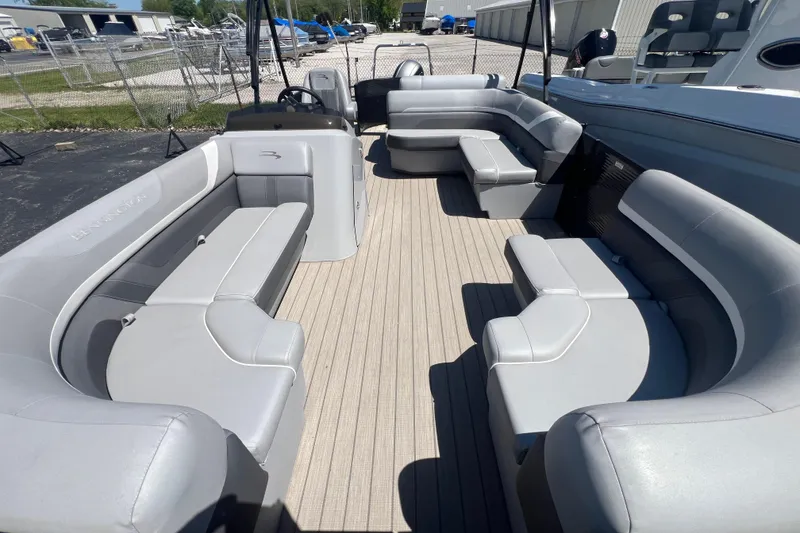 Slide: The Image of 2020 Bennington SX 22 SSLDX pontoon boat with spacious seating and modern design. - 19