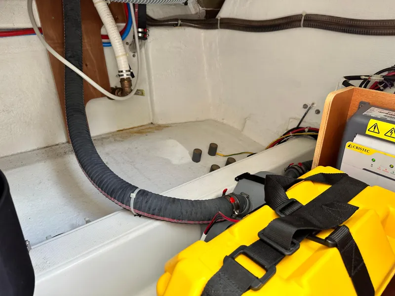 Slide: The Image of Beneteau Swift Trawler 35 2022 - 58