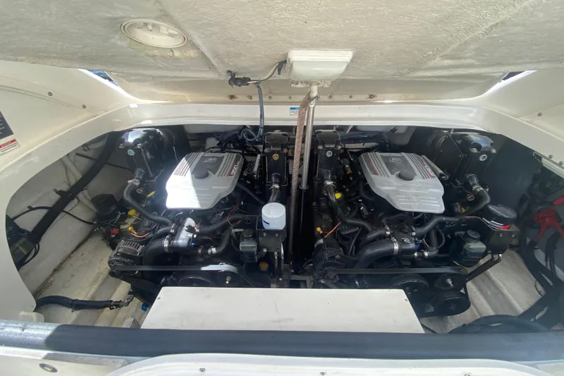 Slide: The Image of Engine compartment  - 28