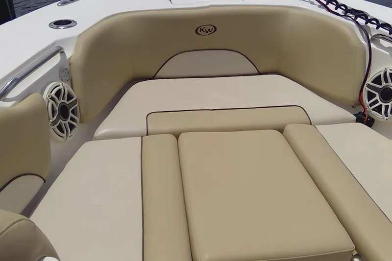 Slide: The Image of Minn Kota Riptide trolling motor on 2020 Key West 263 FS boat. - 10