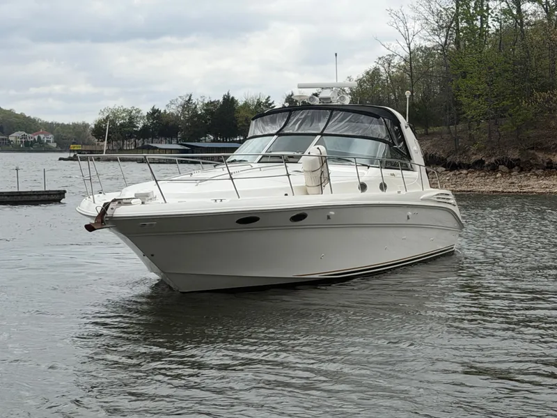 Slide: The Image of Sea Ray 40 Sundancer 1999 - 0