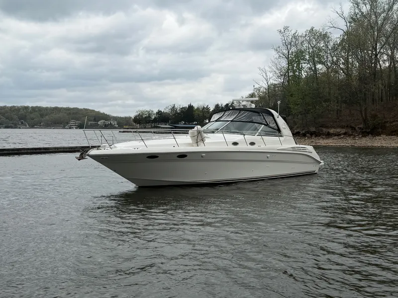 Slide: The Image of Sea Ray 40 Sundancer 1999 - 1