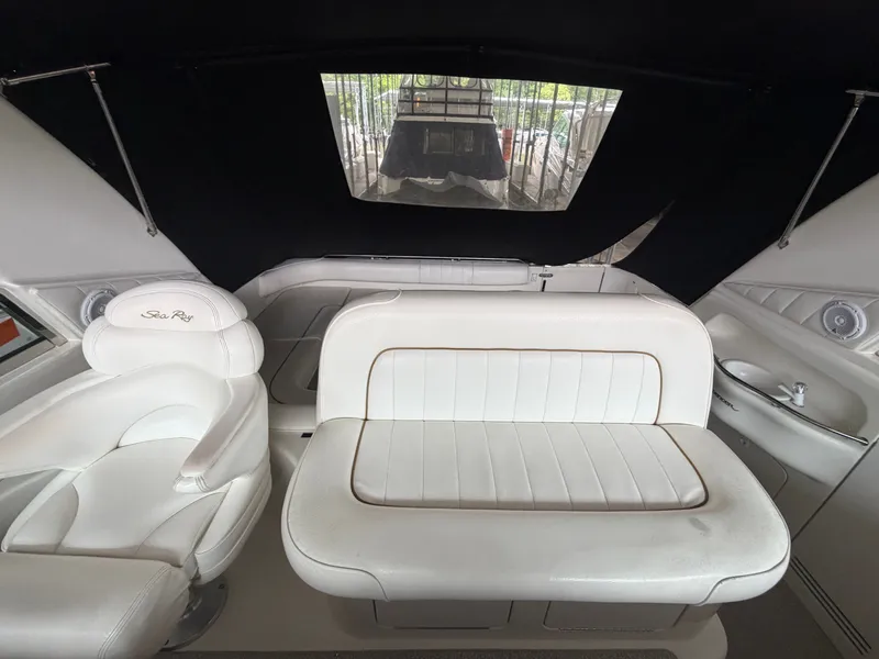 Slide: The Image of Sea Ray 40 Sundancer 1999 - 12
