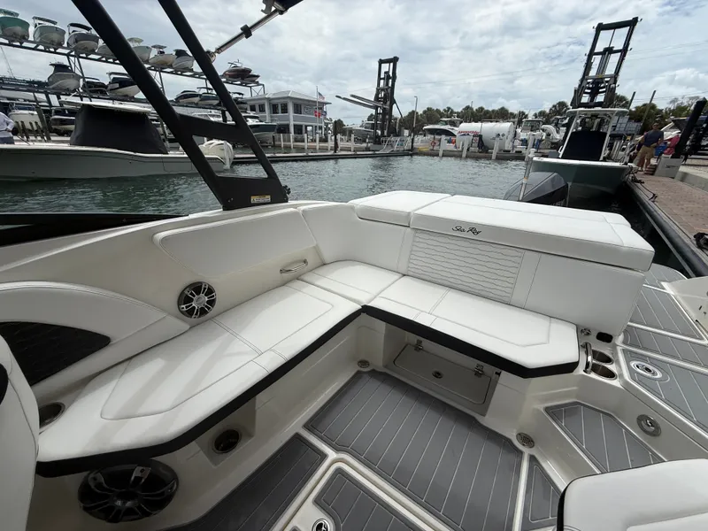 Slide: The Image of Sea Ray SPX 230 Outboard 2022 - 11