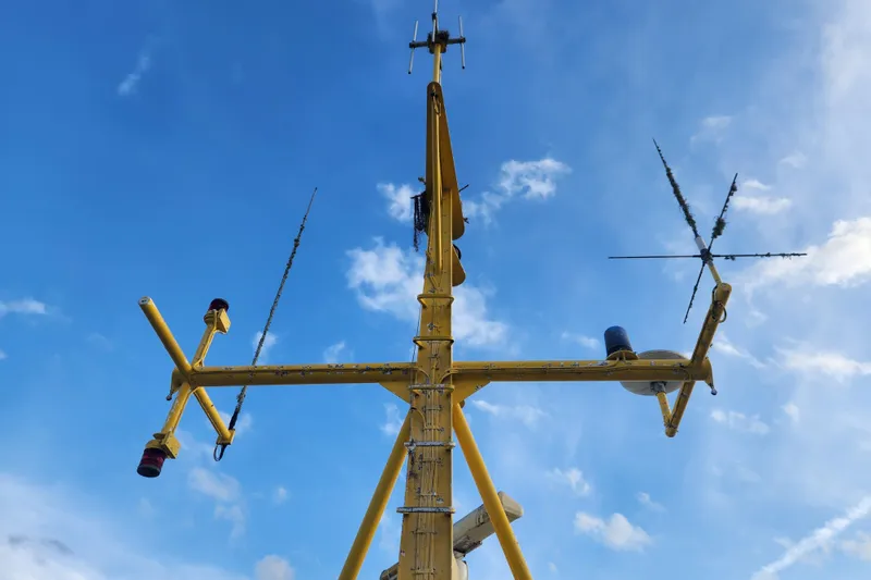 Slide: The Image of Yellow ship mast with antennas against blue sky, Stord Verft 60, 1960 model. - 33