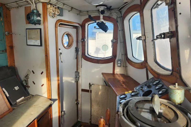 Slide: The Image of Interior of a vintage 1960 Stord Verft 60 ship's cabin with navigational instruments. - 49