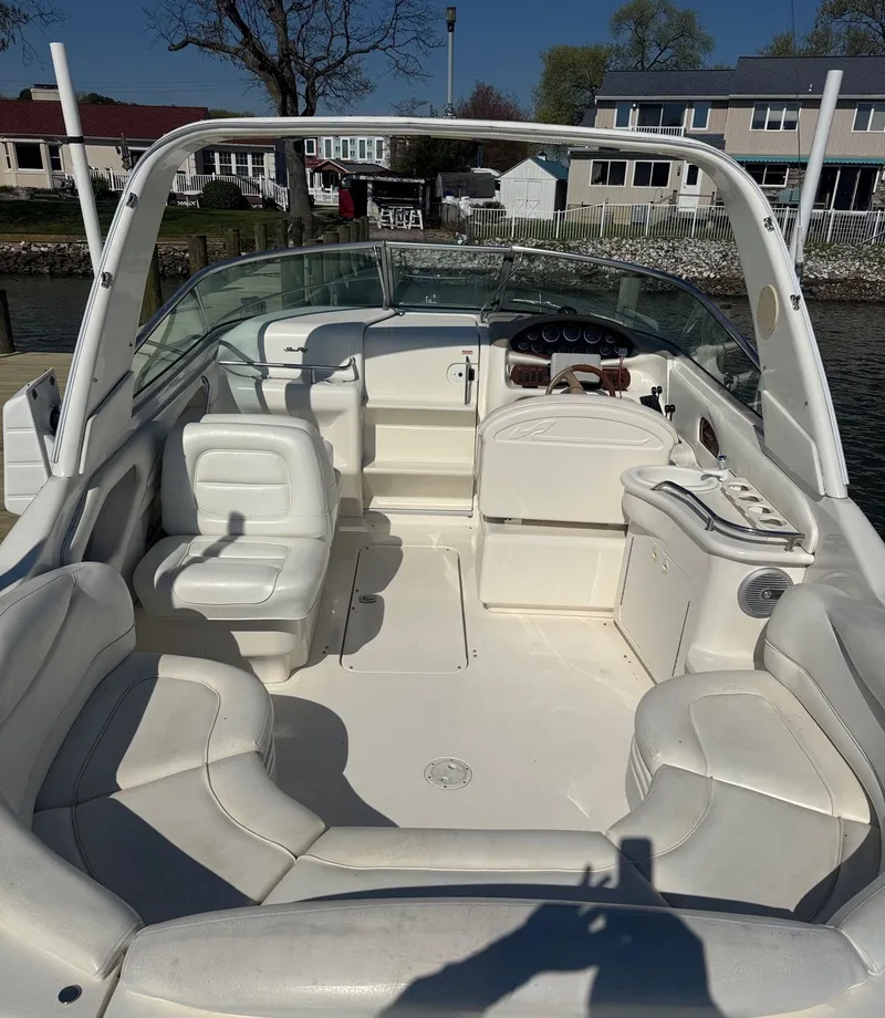 Slide: The Image of Interior view of a 2021 Sea Ray 280 Sun Sport boat. - 4