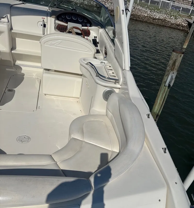 Slide: The Image of Interior of a 2021 Sea Ray 280 Sun Sport yacht at dock. - 7