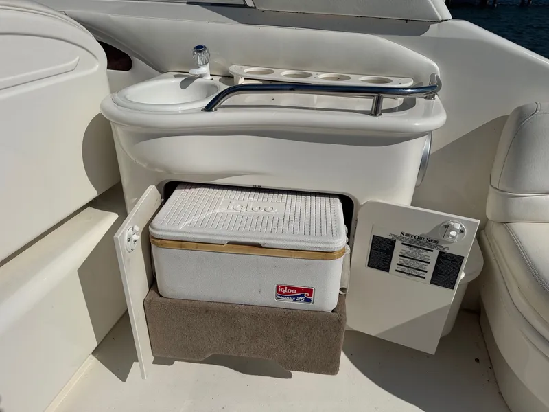 Slide: The Image of Interior of Sea Ray 280 Sun Sport with cooler and sink. - 9
