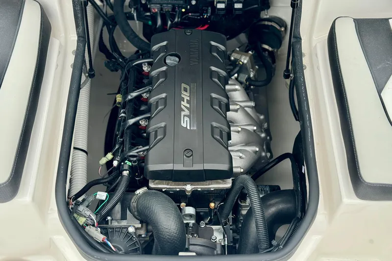 Slide: The Image of 2025 Yamaha Boats AR195 engine compartment showcasing powerful SVHO engine. - 34