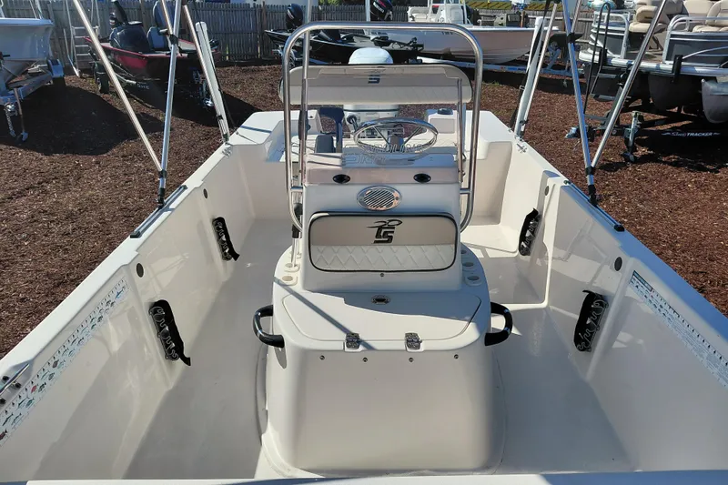 Slide: The Image of 2022 Carolina Skiff 178 JLS boat interior with console and seating. - 19