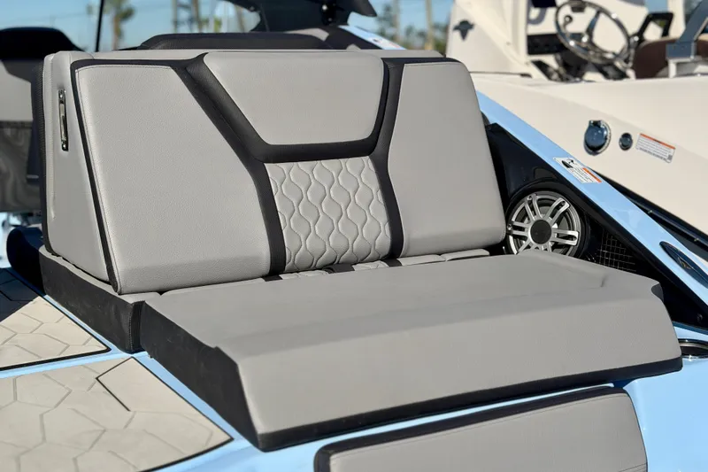 Slide: The Image of Interior view of 2025 Yamaha Boats 255XD, showcasing seating and design details. - 28
