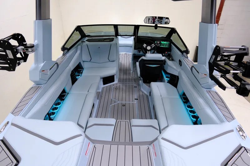 Slide: The Image of Nautique G23 2026 - 11