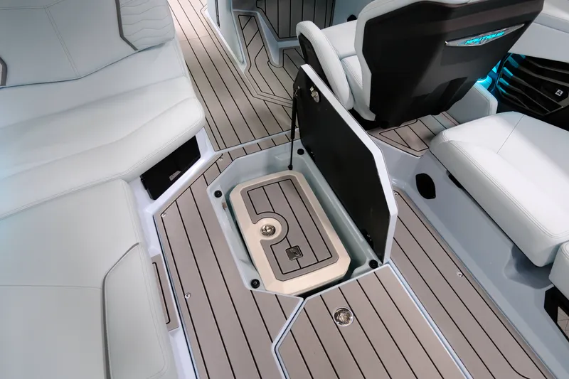 Slide: The Image of Nautique G23 2026 - 20