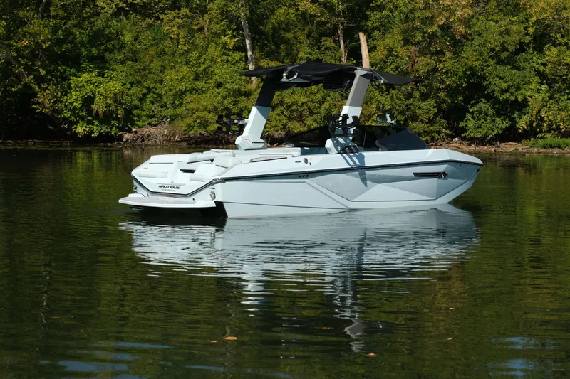 Slide: The Image of Nautique G23 2026 - 26