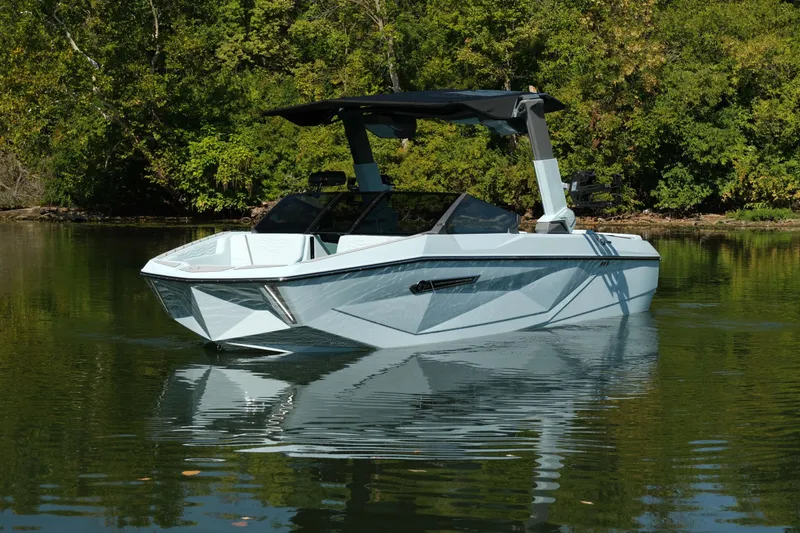 Slide: The Image of Nautique G23 2026 - 30