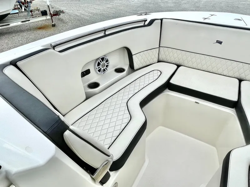 Slide: The Image of Interior of 2020 Stingray 269 DC boat with elegant seating. - 32