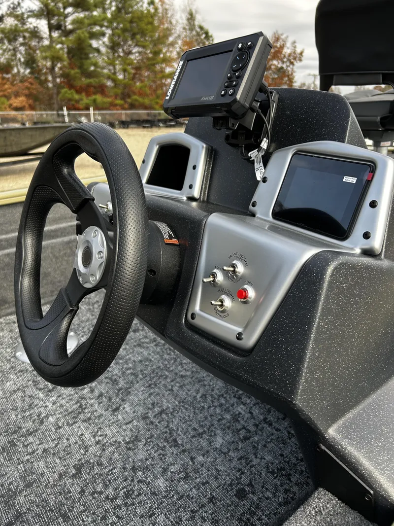 Slide: The Image of Interior view of Tracker Pro Team 175 boat, model year 2026. - 5