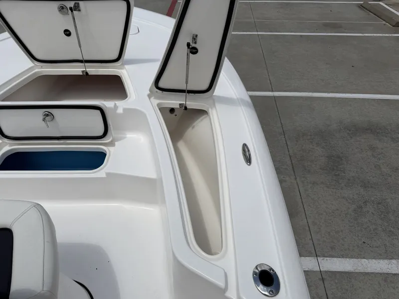 Slide: The Image of Tidewater 2110BMT 2026 - 32