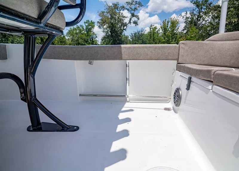 Slide: The Image of Interior of Sea Hunt Ultra 229 boat, model year 2026. - 10