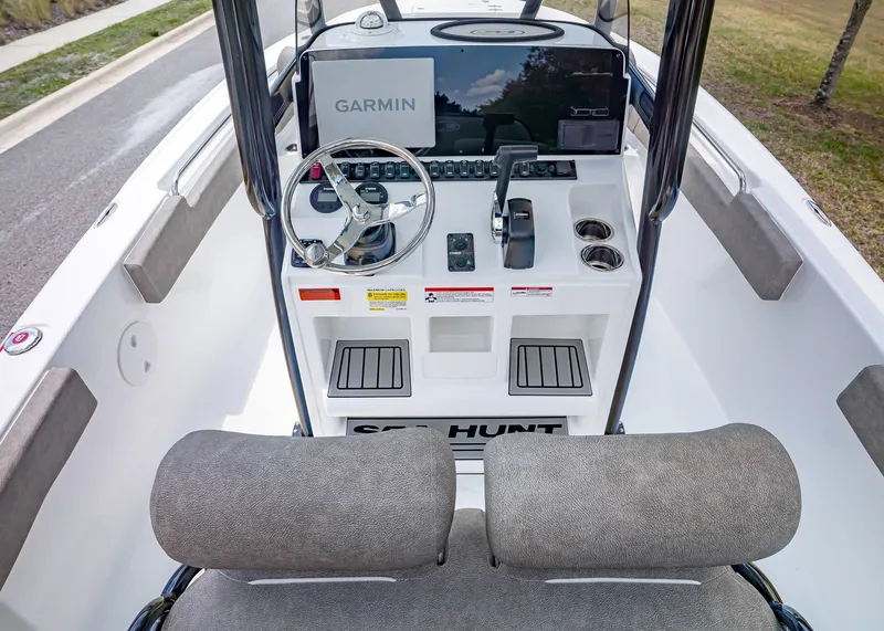 Slide: The Image of Interior view of Sea Hunt Ultra 229 boat, model year 2026. - 15