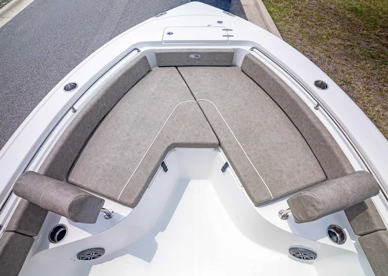 Slide: The Image of Interior view of Sea Hunt Ultra 229 boat, model year 2026. - 28