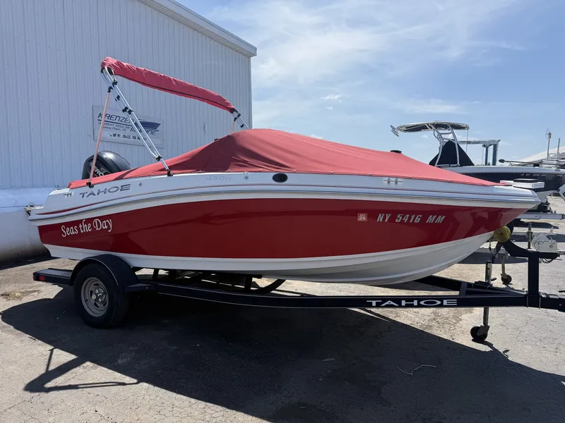 The Image of Tahoe 450 TF 2017 - 1