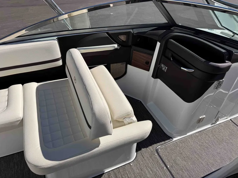 Slide: The Image of Interior of a 2021 Cobalt R5 boat with white seating. - 9
