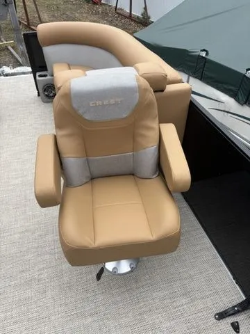 Slide: The Image of Crest SE Cruise 220 2026 - 10