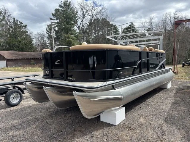 Slide: The Image of Crest SE Cruise 220 2026 - 3