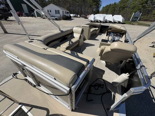 Slide: The Image of Harris Sunliner 200 2013 - 12