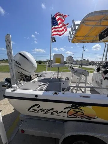 Slide: The Image of ProGator 2410 Gator Bay 2007 - 4