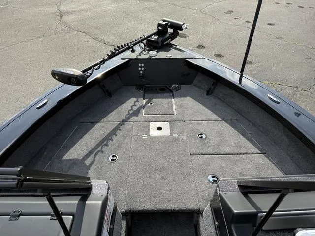 Slide: The Image of Ranger VX1888 WT 2026 - 3